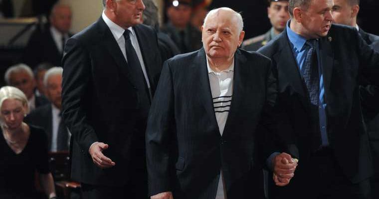 Пушков Горбачев критика СССР Германия