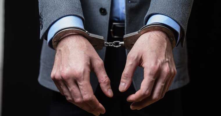 Польша решила арестовать трех российских авиадиспетчеров