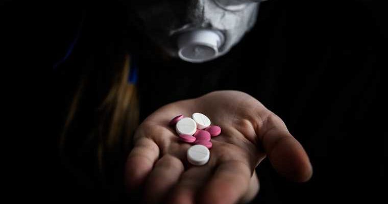 Петр Белый лекарство от коронавируса Арепливир 60 минут