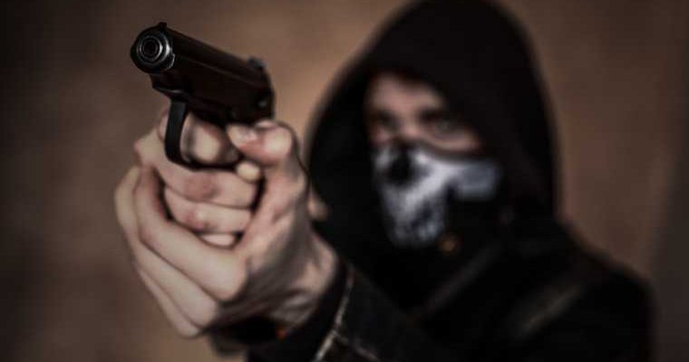 ограбление бывший полицейский Свердловская область