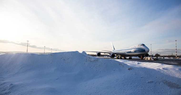 Новый Уренгой Тюмень задержали рейс 28 декабря