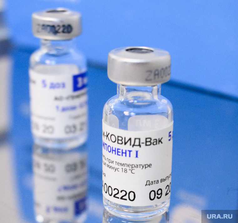 в Новом Уренгое 13 января начали прививать добровольцев второй очереди вакциной «Спутник V»