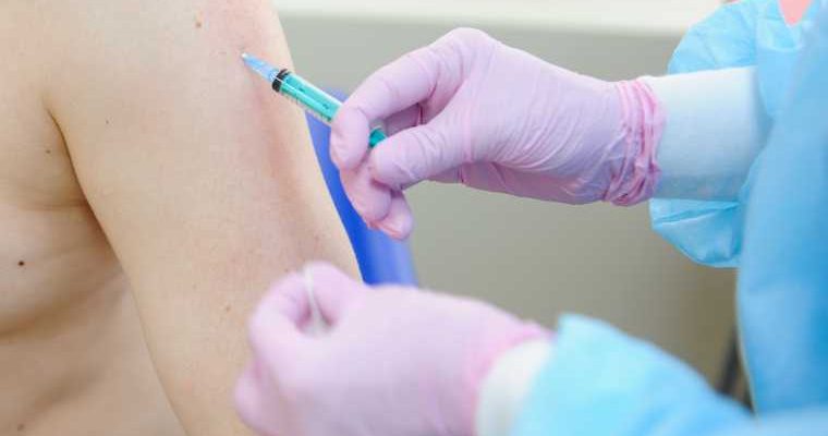 Челябинск вакцина Чумакова эпидемиолог Выгоняйлов