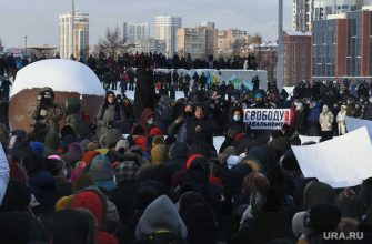 Екатеринбург МВД должности увольнения митинг Навальный